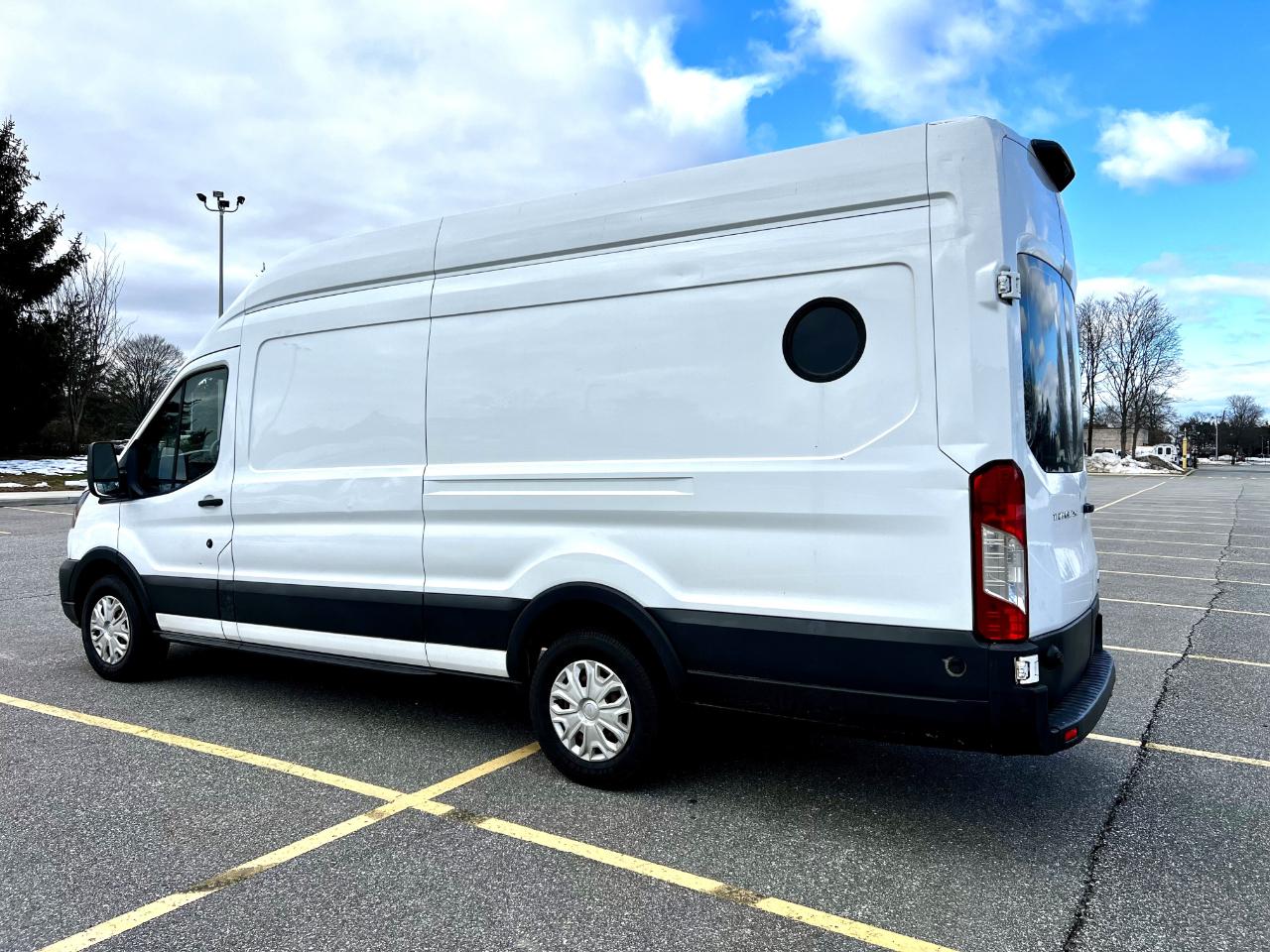 Ford Transit 250 Van High Roof w/Sliding Pass. 148-in. WB EL 2020