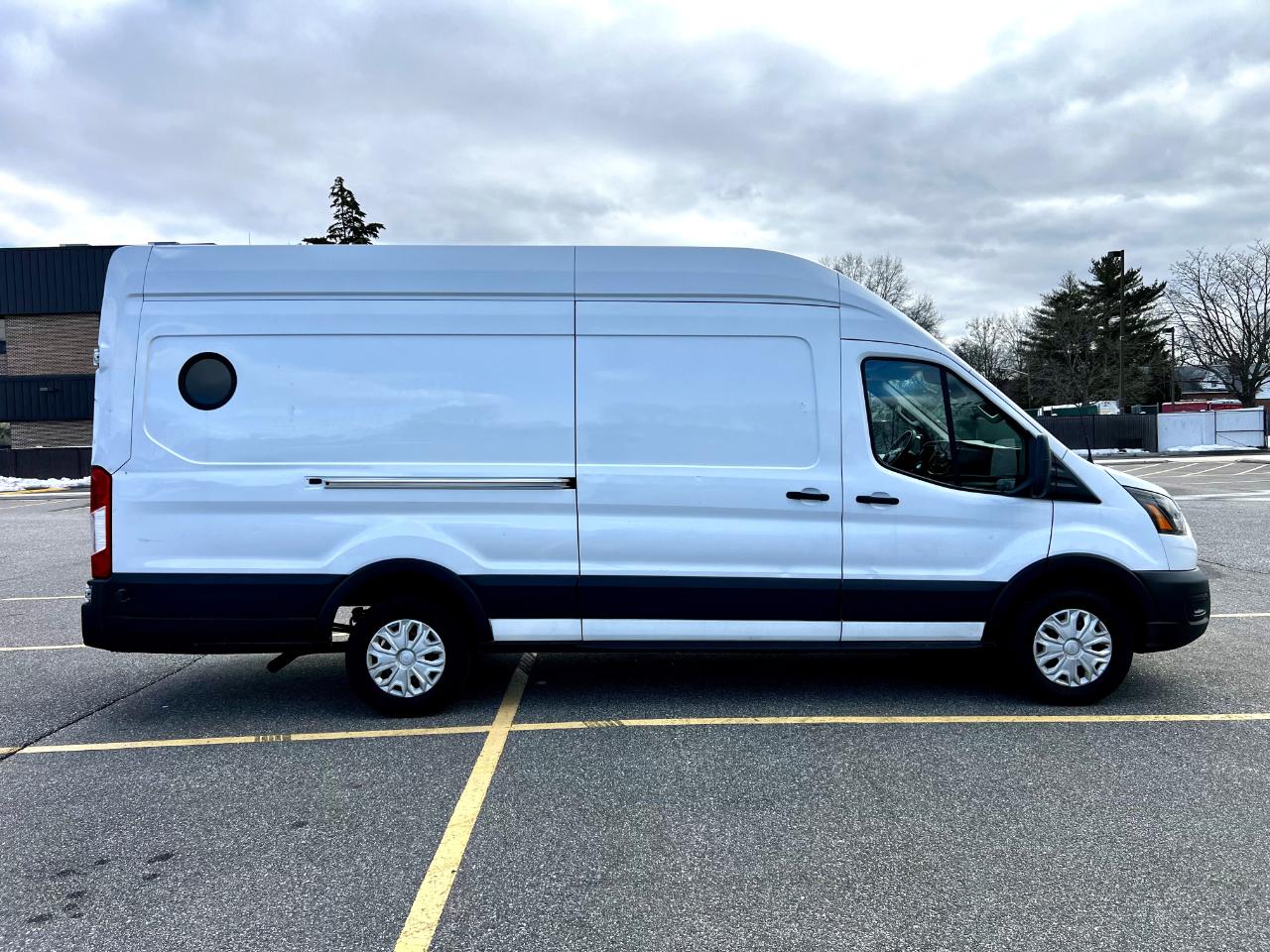 Ford Transit 250 Van High Roof w/Sliding Pass. 148-in. WB EL 2020