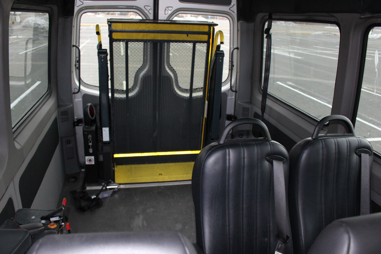 Mercedes-Benz Sprinter 2500 Passenger Van High Roof 170-in. WB 2017