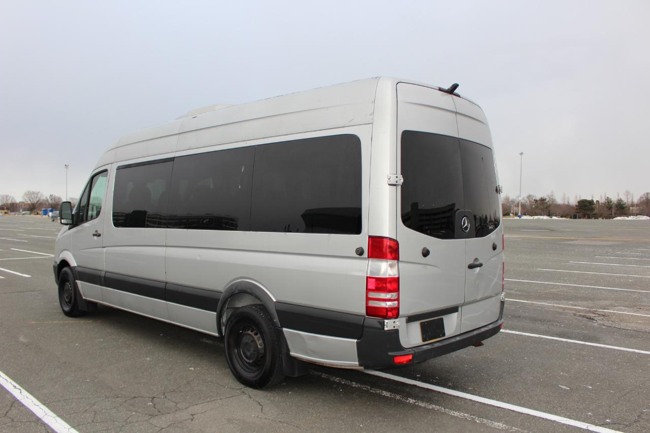 Mercedes-Benz Sprinter 2500 Passenger Van High Roof 170-in. WB 2017