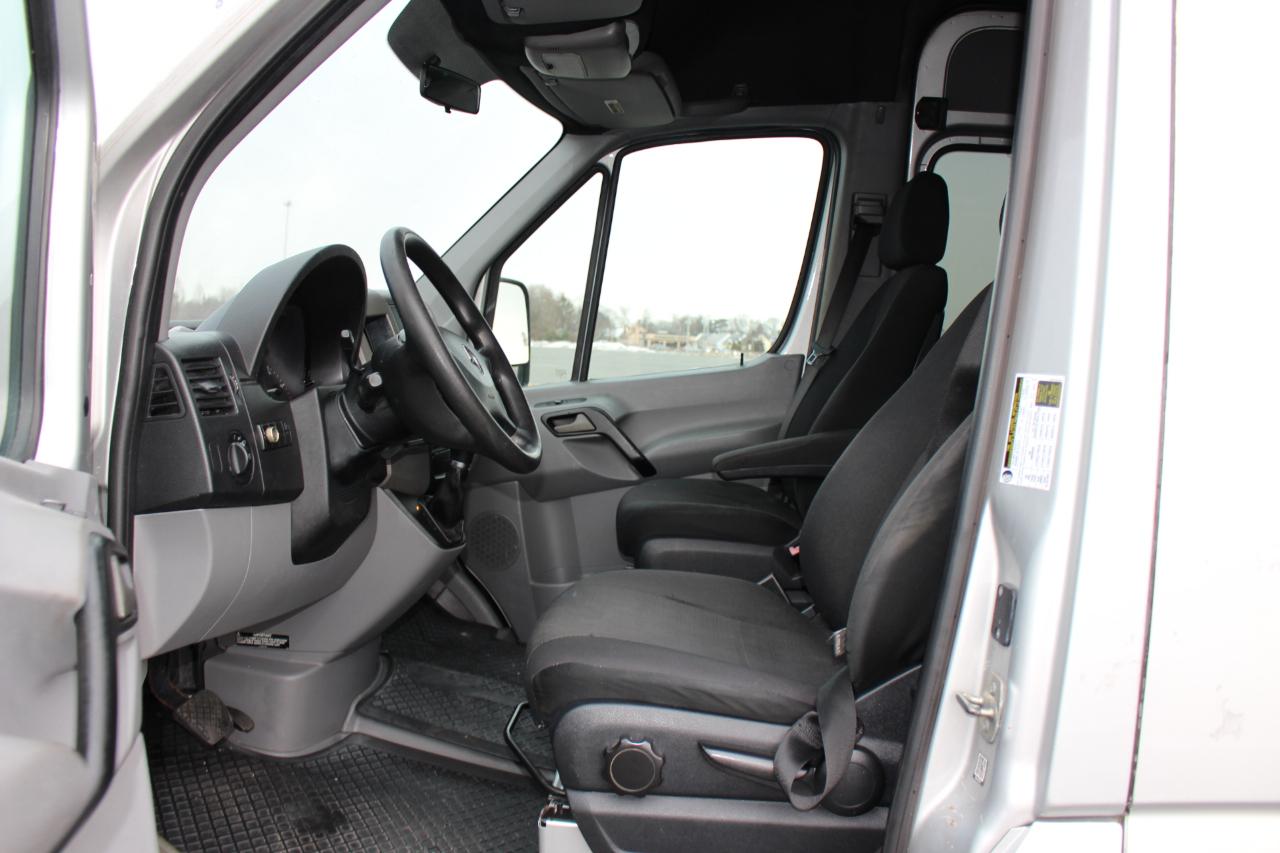 Mercedes-Benz Sprinter 2500 Passenger Van High Roof 170-in. WB 2017