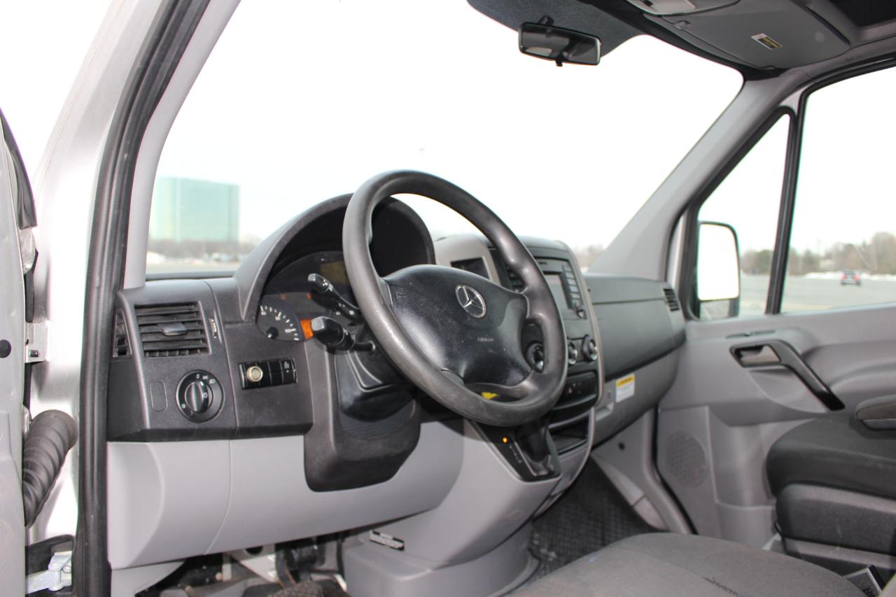 Mercedes-Benz Sprinter 2500 Passenger Van High Roof 170-in. WB 2017