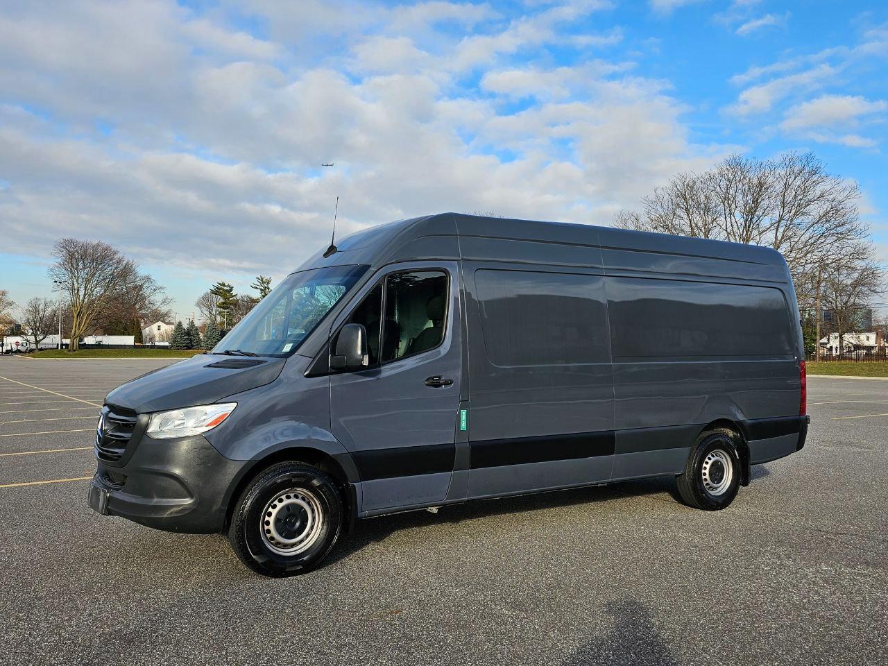 Mercedes-Benz Sprinter  2019