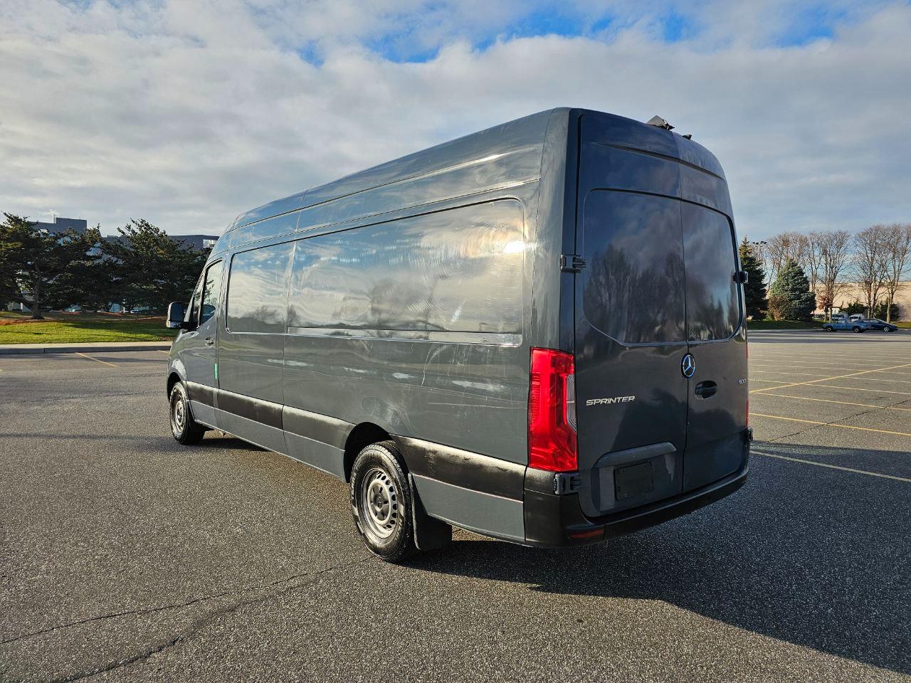 Mercedes-Benz Sprinter  2019