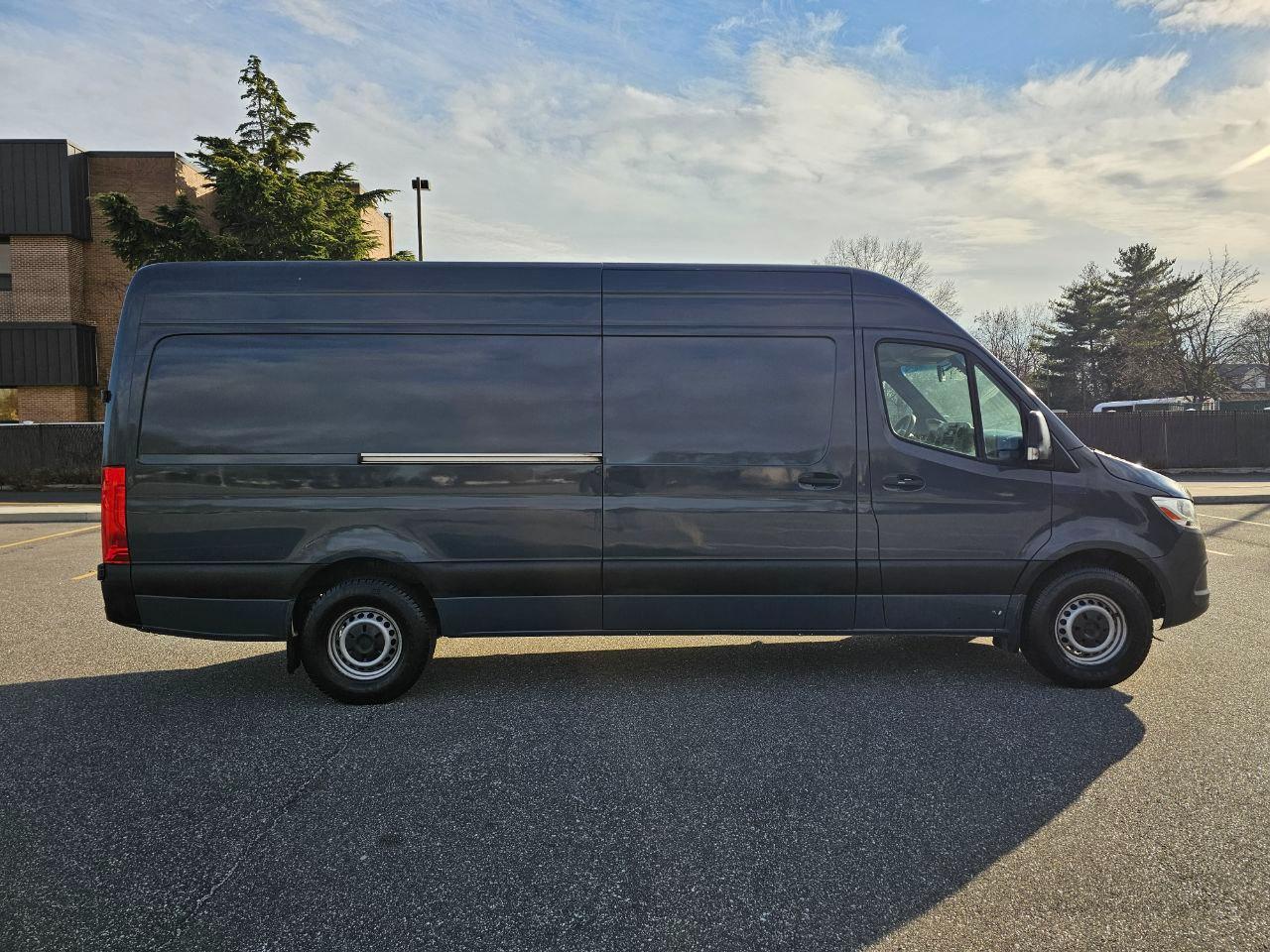 Mercedes-Benz Sprinter  2019