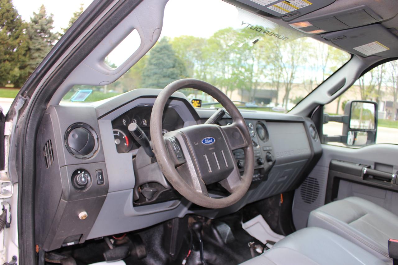 Ford F-450 SD Crew Cab DRW 4WD 2016