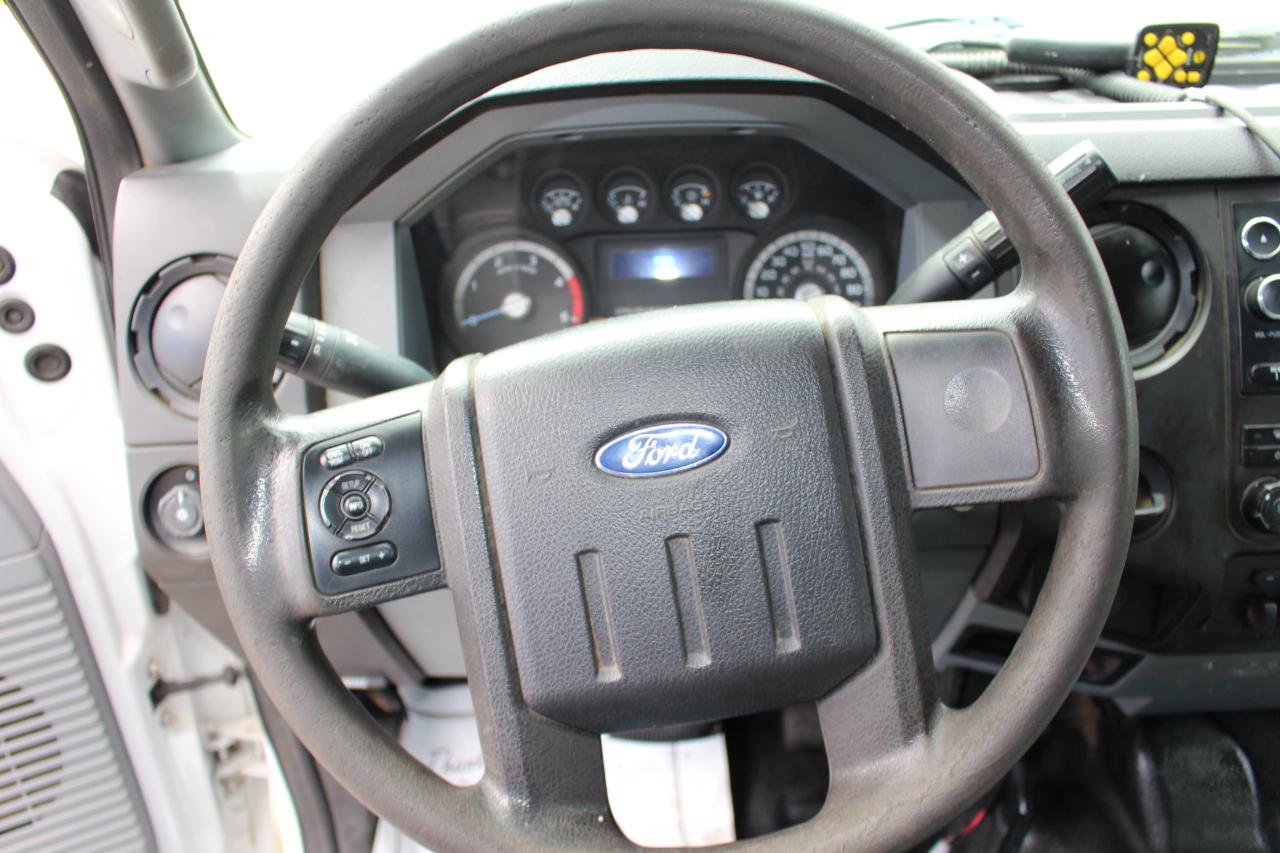 Ford F-450 SD Crew Cab DRW 4WD 2016