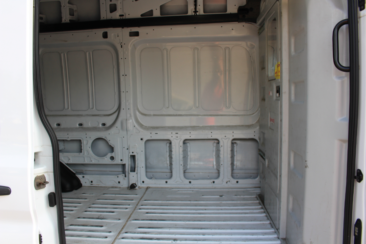 Ford Transit 250 Van High Roof w/Sliding Pass. 148-in. WB EL 2023