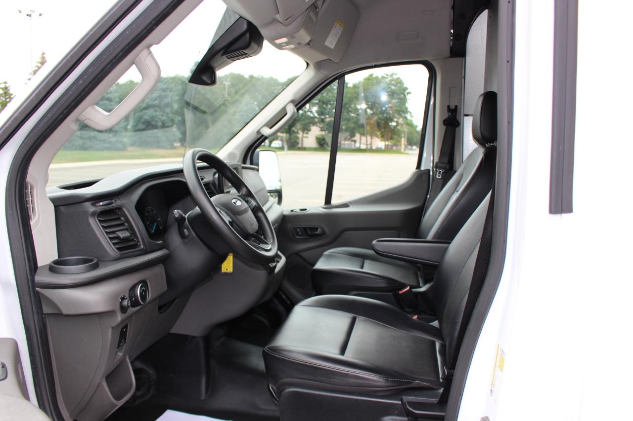 Ford Transit 250 Van High Roof w/Sliding Pass. 148-in. WB 2021