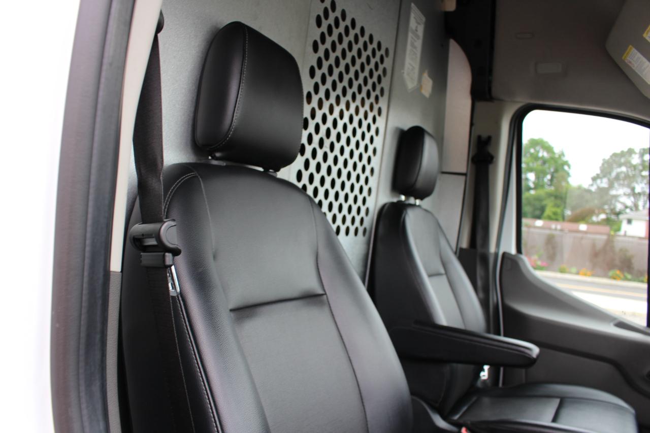 Ford Transit 250 Van High Roof w/Sliding Pass. 148-in. WB 2021