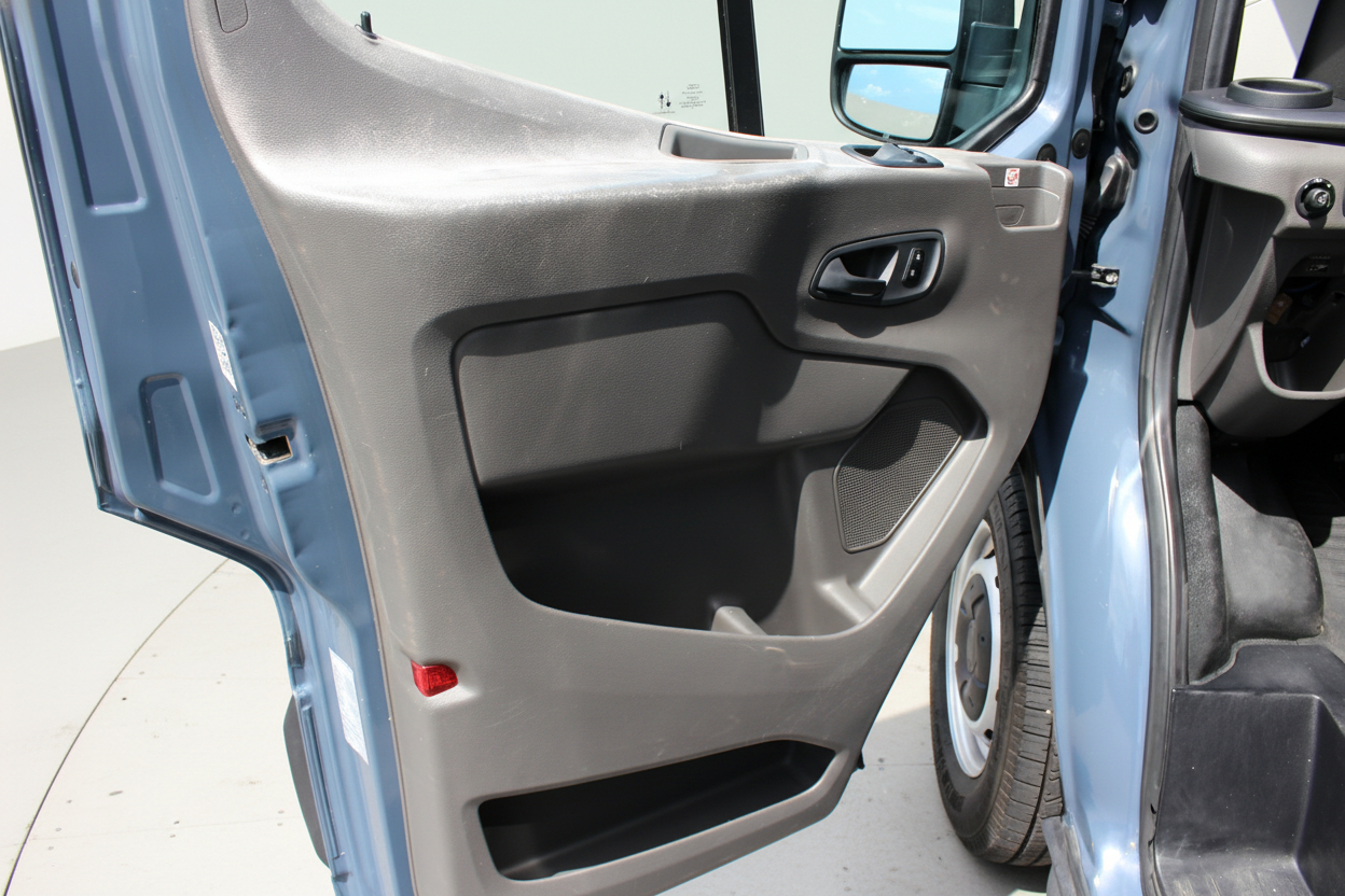 Ford Transit 250 Van High Roof w/Sliding Pass. 148-in. WB EL 2020