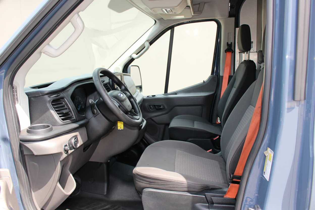 Ford Transit 250 Van High Roof w/Sliding Pass. 148-in. WB EL 2020