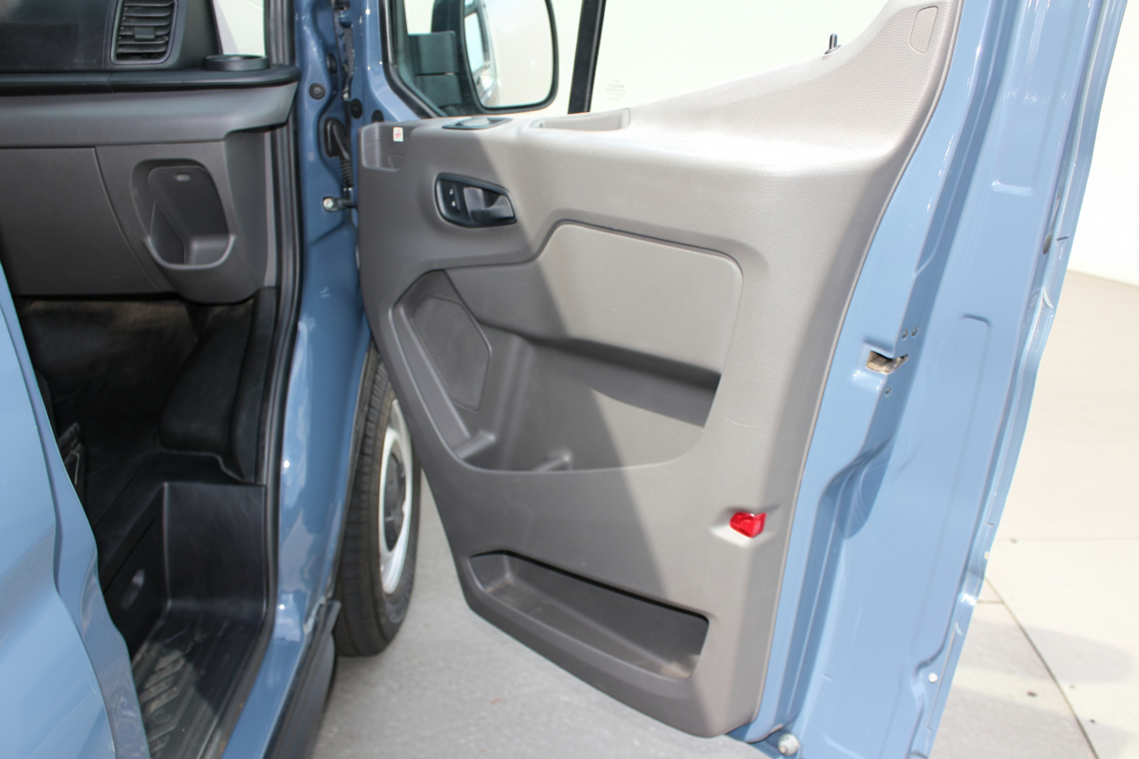 Ford Transit 250 Van High Roof w/Sliding Pass. 148-in. WB EL 2020