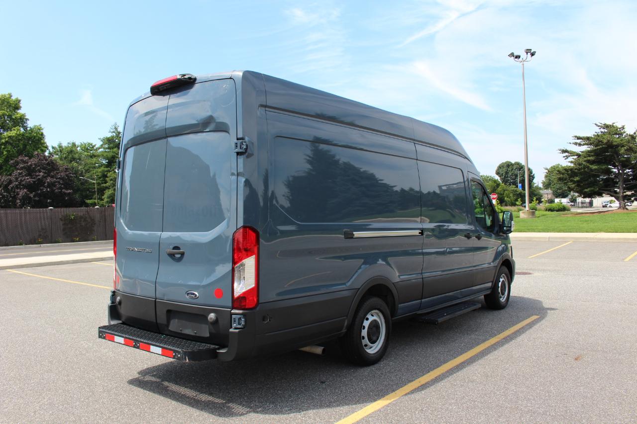Ford Transit 250 Van High Roof w/Sliding Pass. 148-in. WB EL 2020