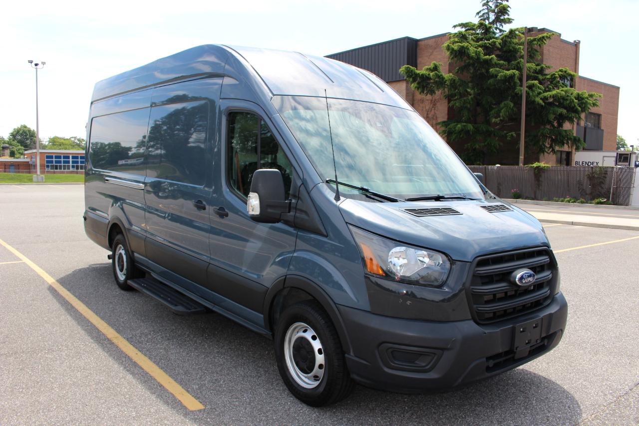 Ford Transit 250 Van High Roof w/Sliding Pass. 148-in. WB EL 2020