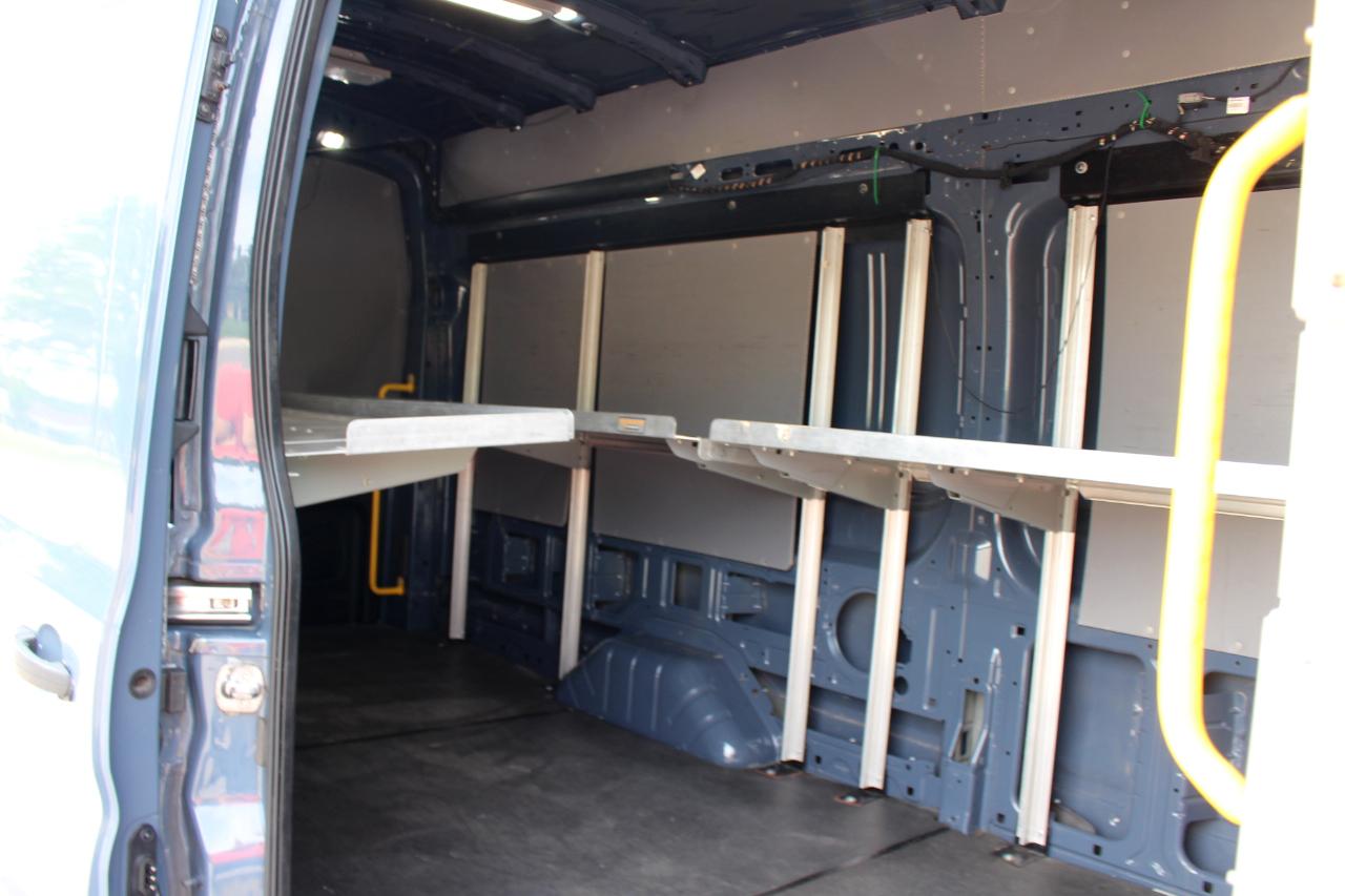 Ford Transit 250 Van High Roof w/Sliding Pass. 148-in. WB EL 2020