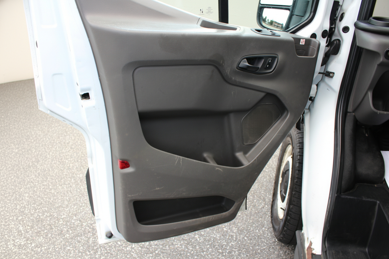 Ford Transit 250 Van Med. Roof w/Sliding Pass. 148-in. WB 2020