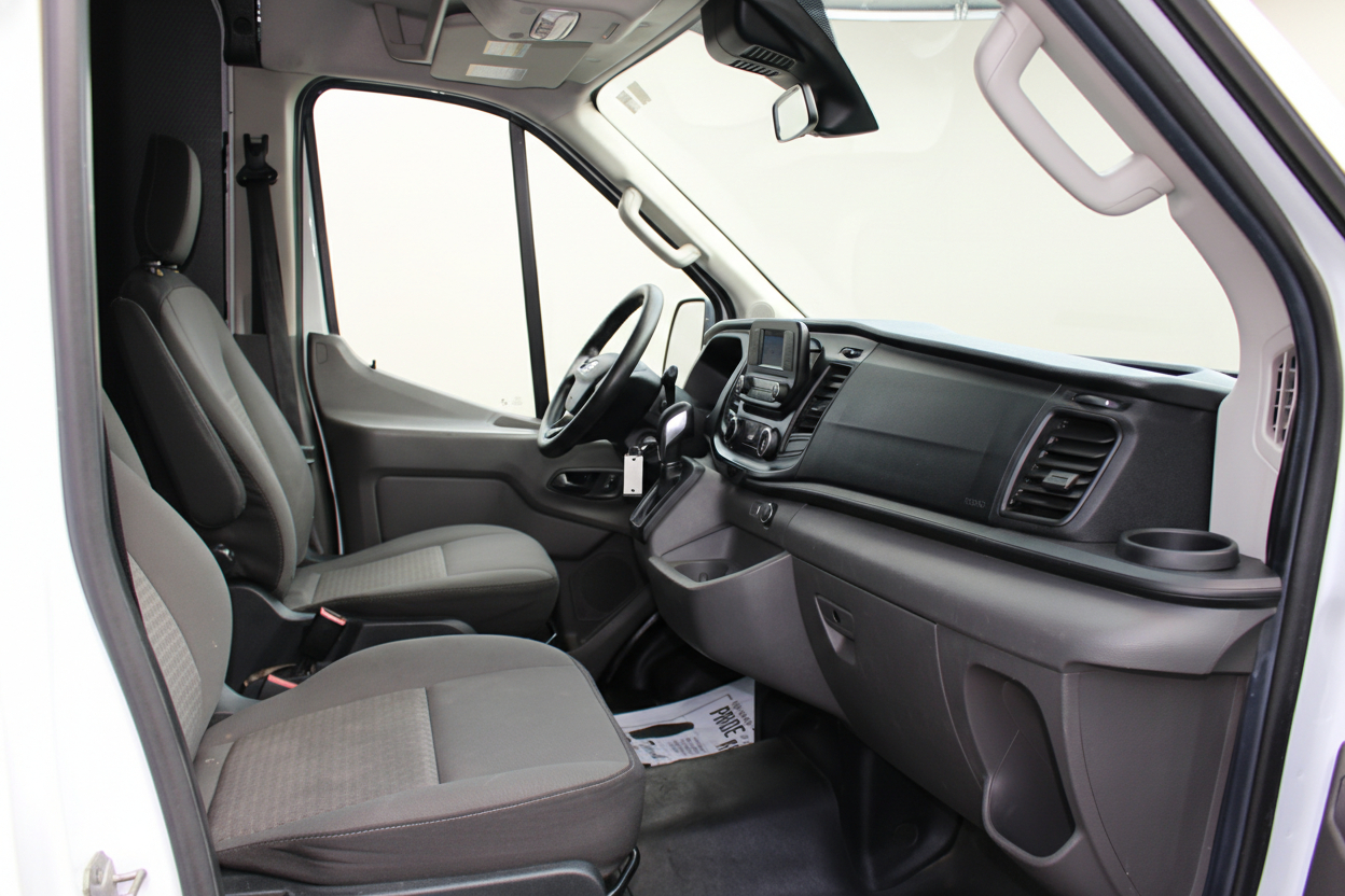 Ford Transit 250 Van Med. Roof w/Sliding Pass. 148-in. WB 2020