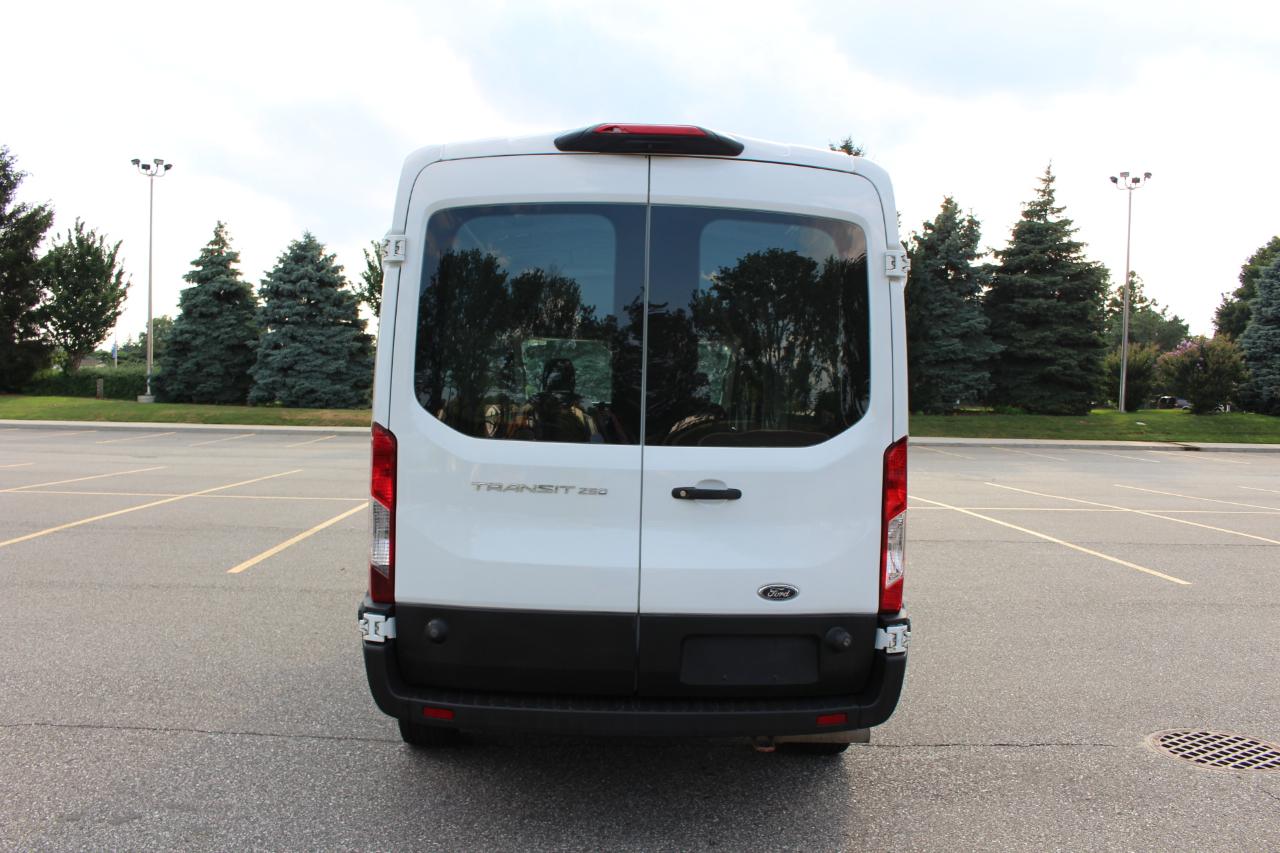 Ford Transit 250 Van Med. Roof w/Sliding Pass. 148-in. WB 2020