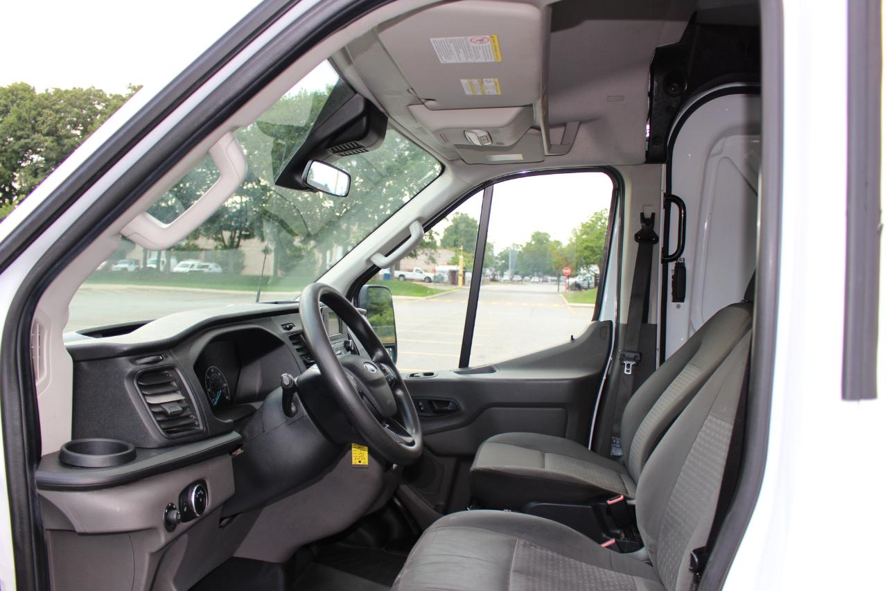 Ford Transit 250 Van Med. Roof w/Sliding Pass. 148-in. WB 2020