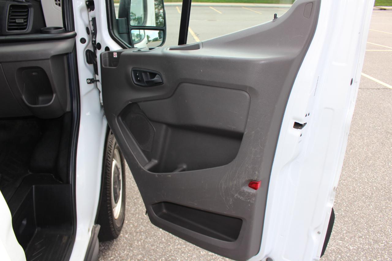 Ford Transit 250 Van Med. Roof w/Sliding Pass. 148-in. WB 2020