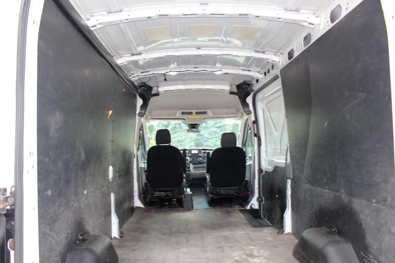 Ford Transit 250 Van Med. Roof w/Sliding Pass. 148-in. WB 2020