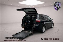 2019 Toyota Sienna 