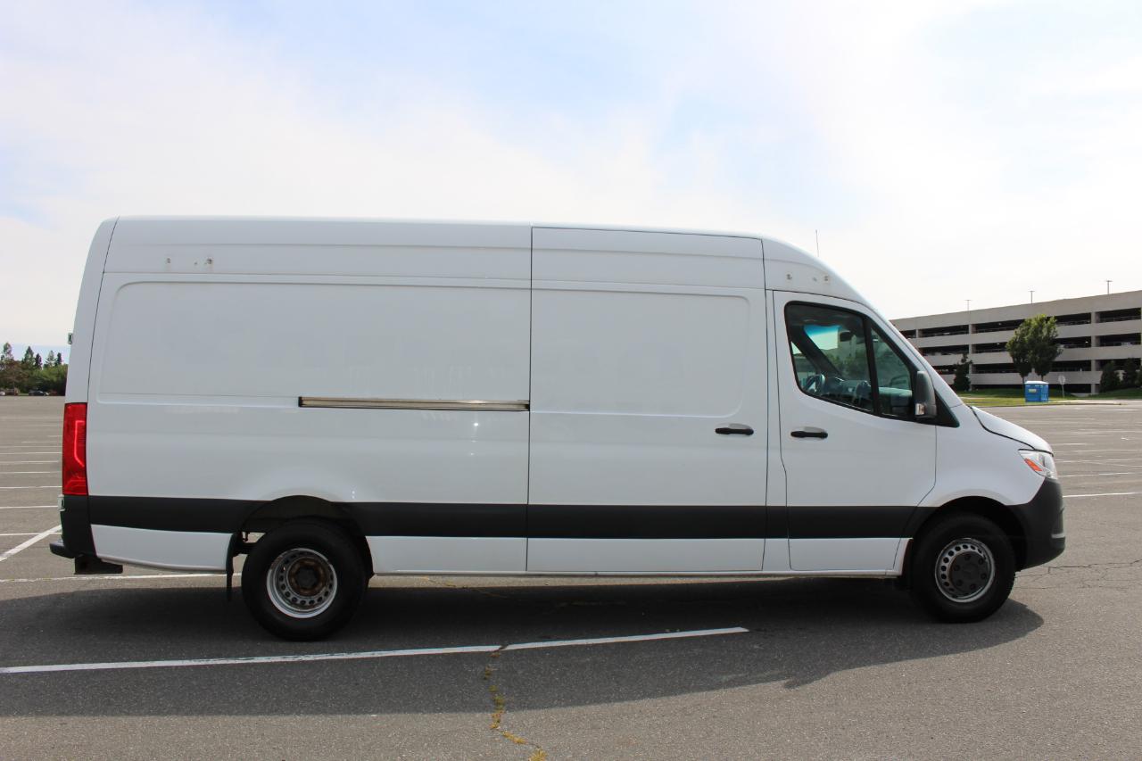 Mercedes-Benz Sprinter 3500 Wagon High Roof 170-in. WB 2019