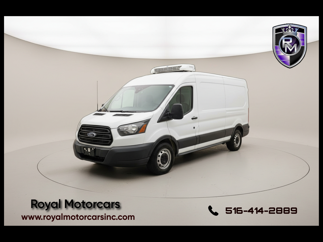 2018 Ford Transit 250 Van Med. Roof w/Sliding Pass. 148-in. WB