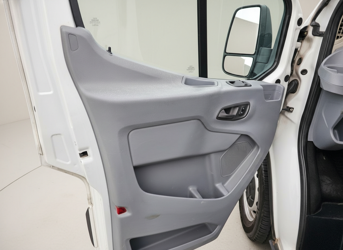 Ford Transit 250 Van Med. Roof w/Sliding Pass. 148-in. WB 2018