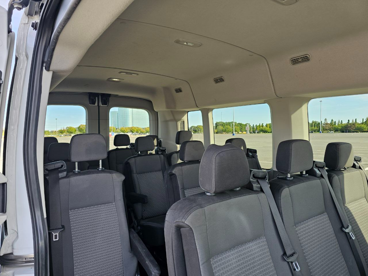 2021 Ford Transit XLT photo 8