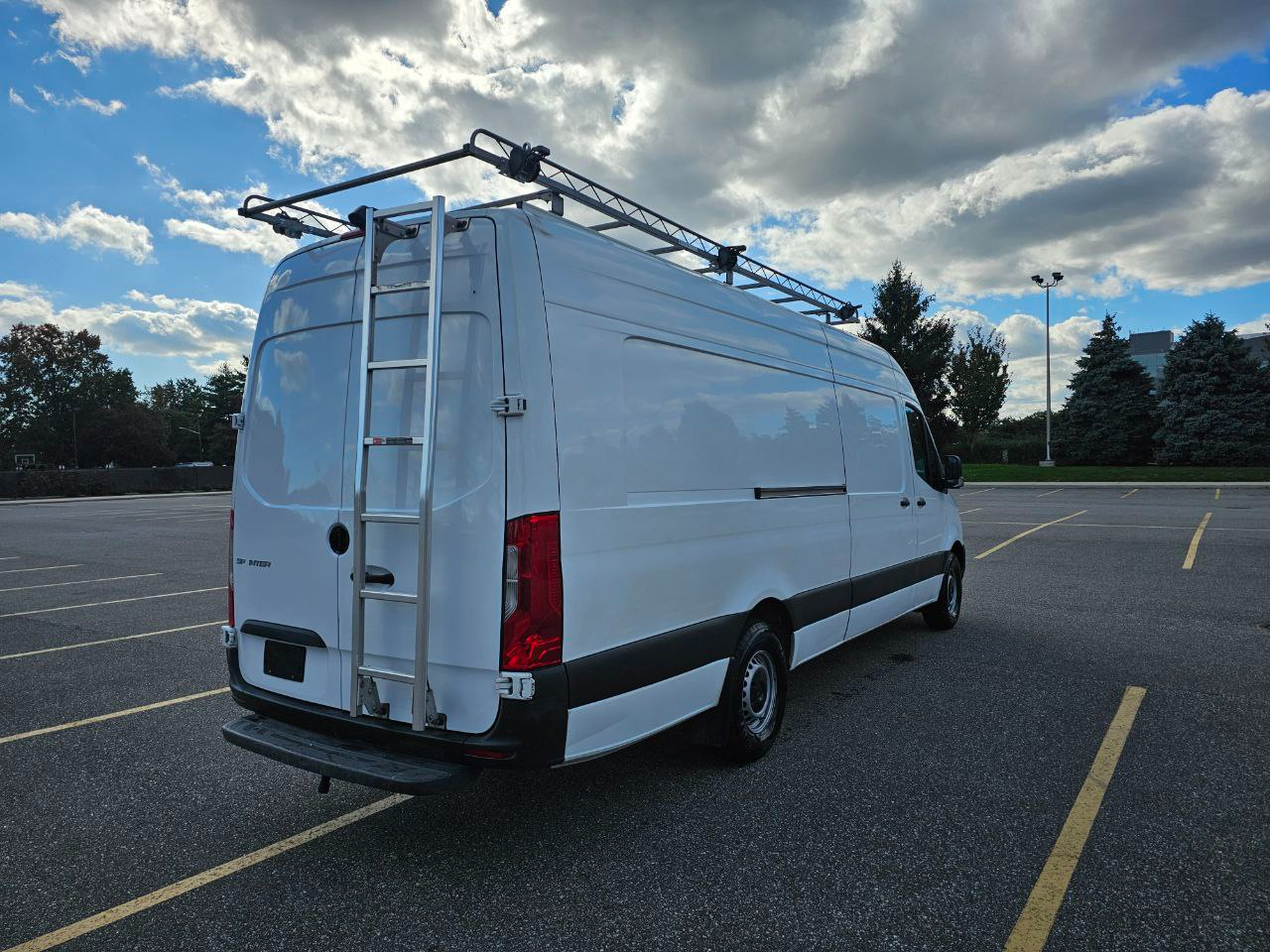 Mercedes-Benz Sprinter 2500 High Roof 170-in. WB EXT 2021 Mercedes-Benz Sprinter 2500 High Roof 170-in. WB EXT 2021