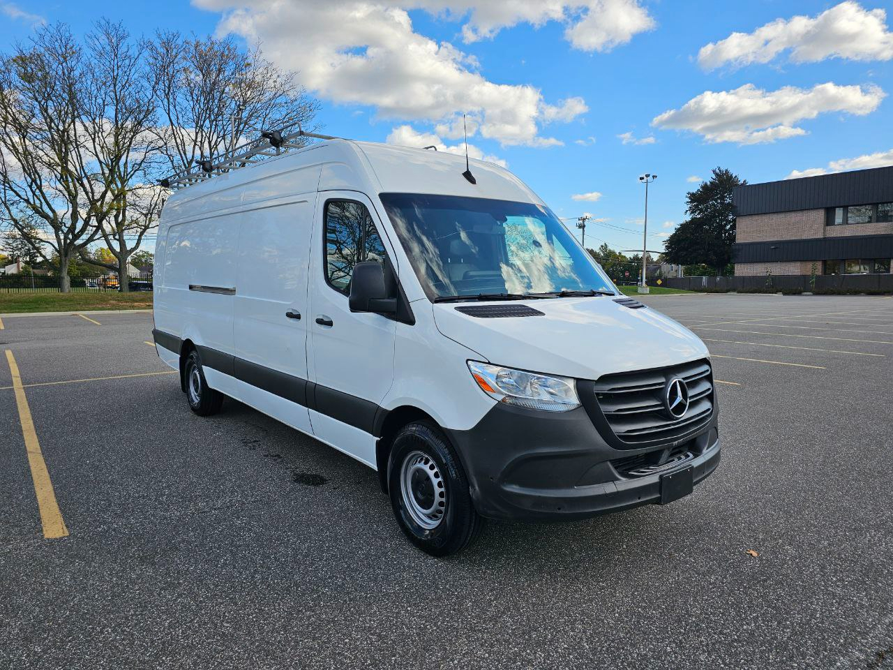 Mercedes-Benz Sprinter 2500 High Roof 170-in. WB EXT 2021 Mercedes-Benz Sprinter 2500 High Roof 170-in. WB EXT 2021