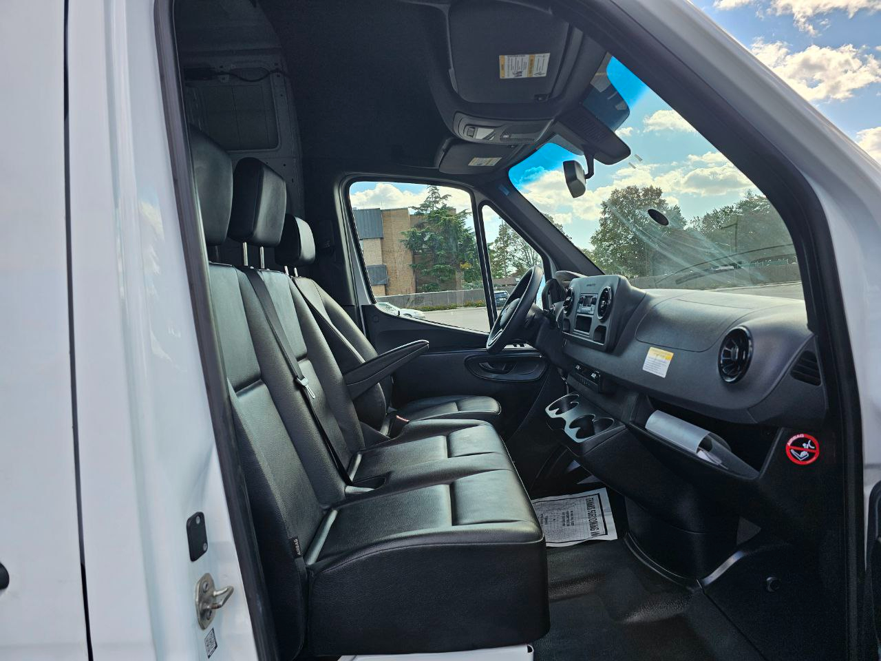 Mercedes-Benz Sprinter 2500 High Roof 170-in. WB EXT 2021 Mercedes-Benz Sprinter 2500 High Roof 170-in. WB EXT 2021