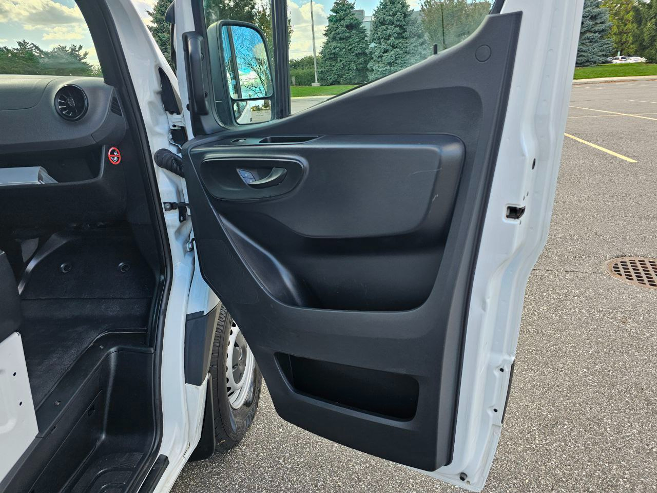 Mercedes-Benz Sprinter 2500 High Roof 170-in. WB EXT 2021 Mercedes-Benz Sprinter 2500 High Roof 170-in. WB EXT 2021