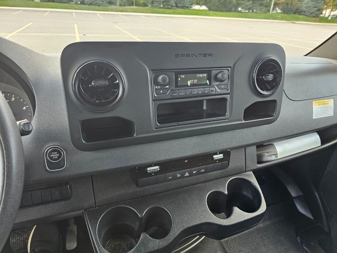 Mercedes-Benz Sprinter 2500 High Roof 170-in. WB EXT 2021 Mercedes-Benz Sprinter 2500 High Roof 170-in. WB EXT 2021