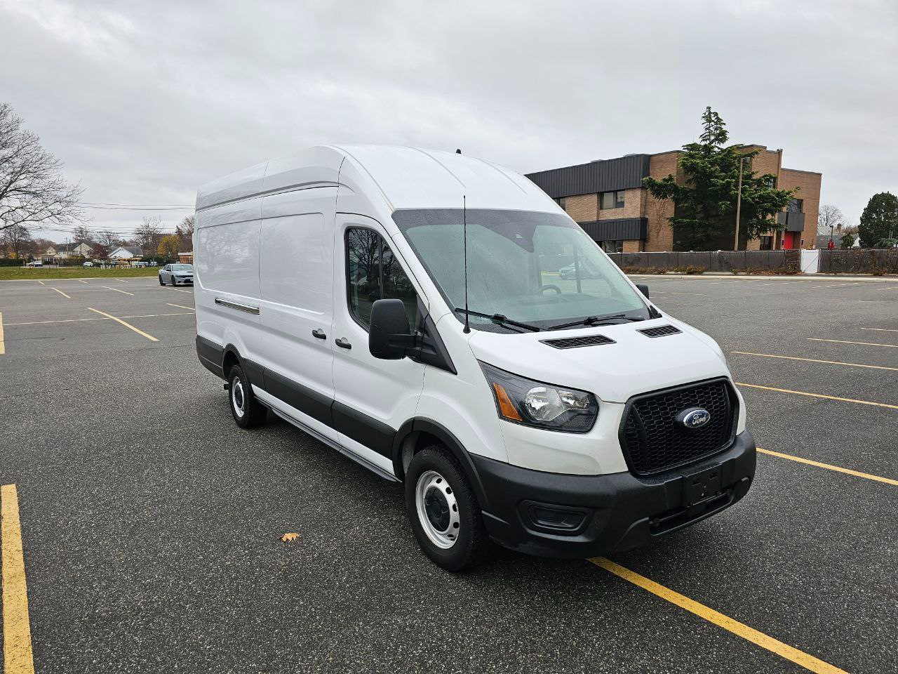 Ford Transit 350 Van High Roof w/Sliding Pass. 148-in. WB EL 2023
