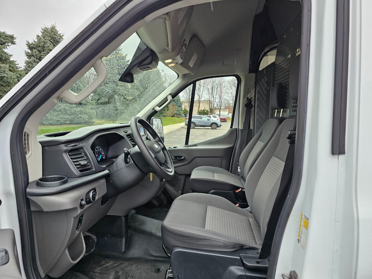 Ford Transit 350 Van High Roof w/Sliding Pass. 148-in. WB EL 2023