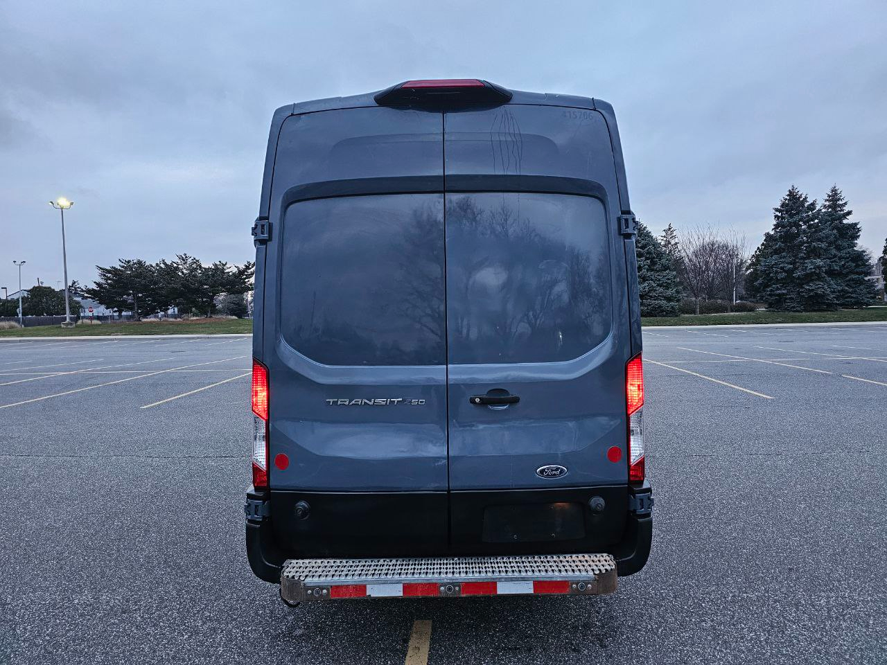 Ford Transit 250 Van High Roof w/Sliding Pass. 148-in. WB EL 2019