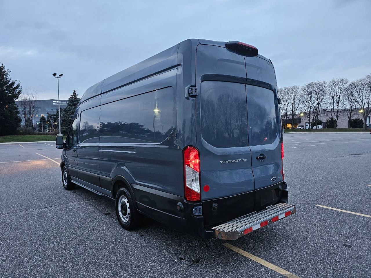 Ford Transit 250 Van High Roof w/Sliding Pass. 148-in. WB EL 2019