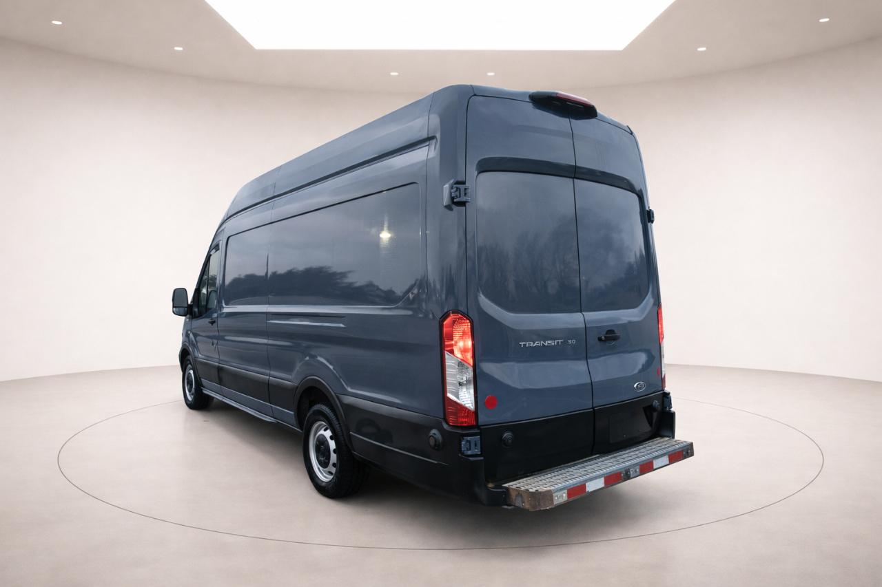 Ford Transit 250 Van High Roof w/Sliding Pass. 148-in. WB EL 2019