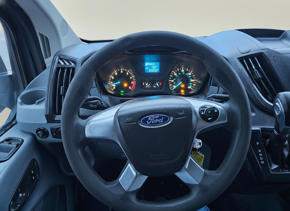 Ford Transit 250 Van High Roof w/Sliding Pass. 148-in. WB EL 2019