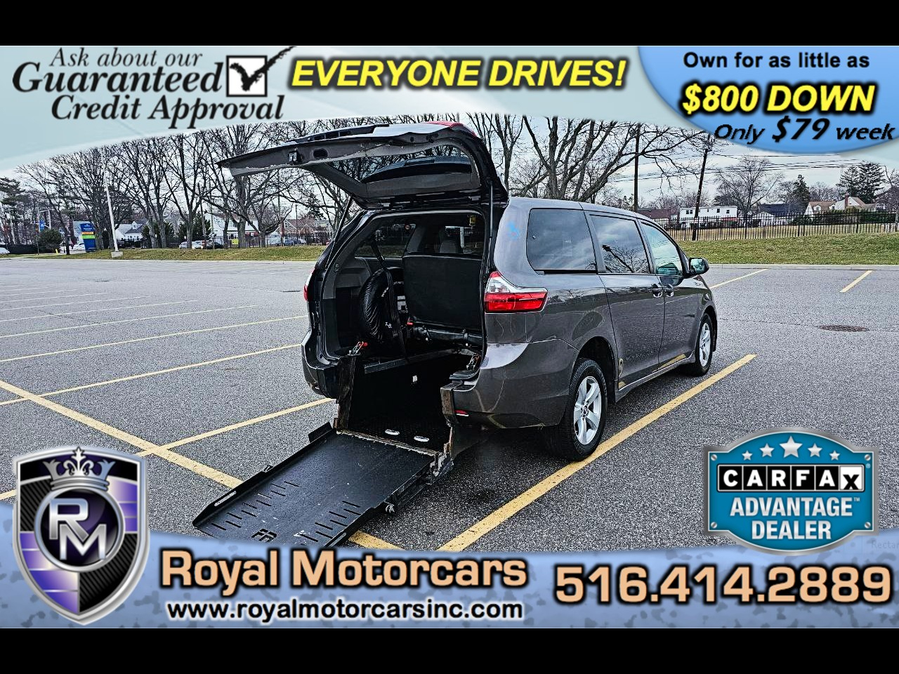 Toyota Sienna LE 7-Passenger Mobility 2020