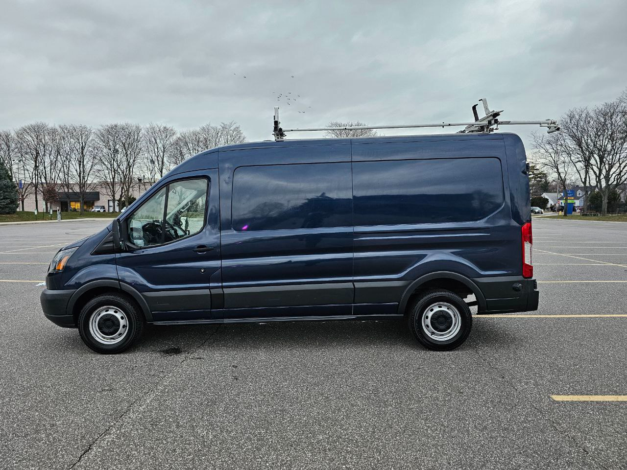Ford Transit 350 Van Med. Roof w/Sliding Pass. 148-in. WB 2016