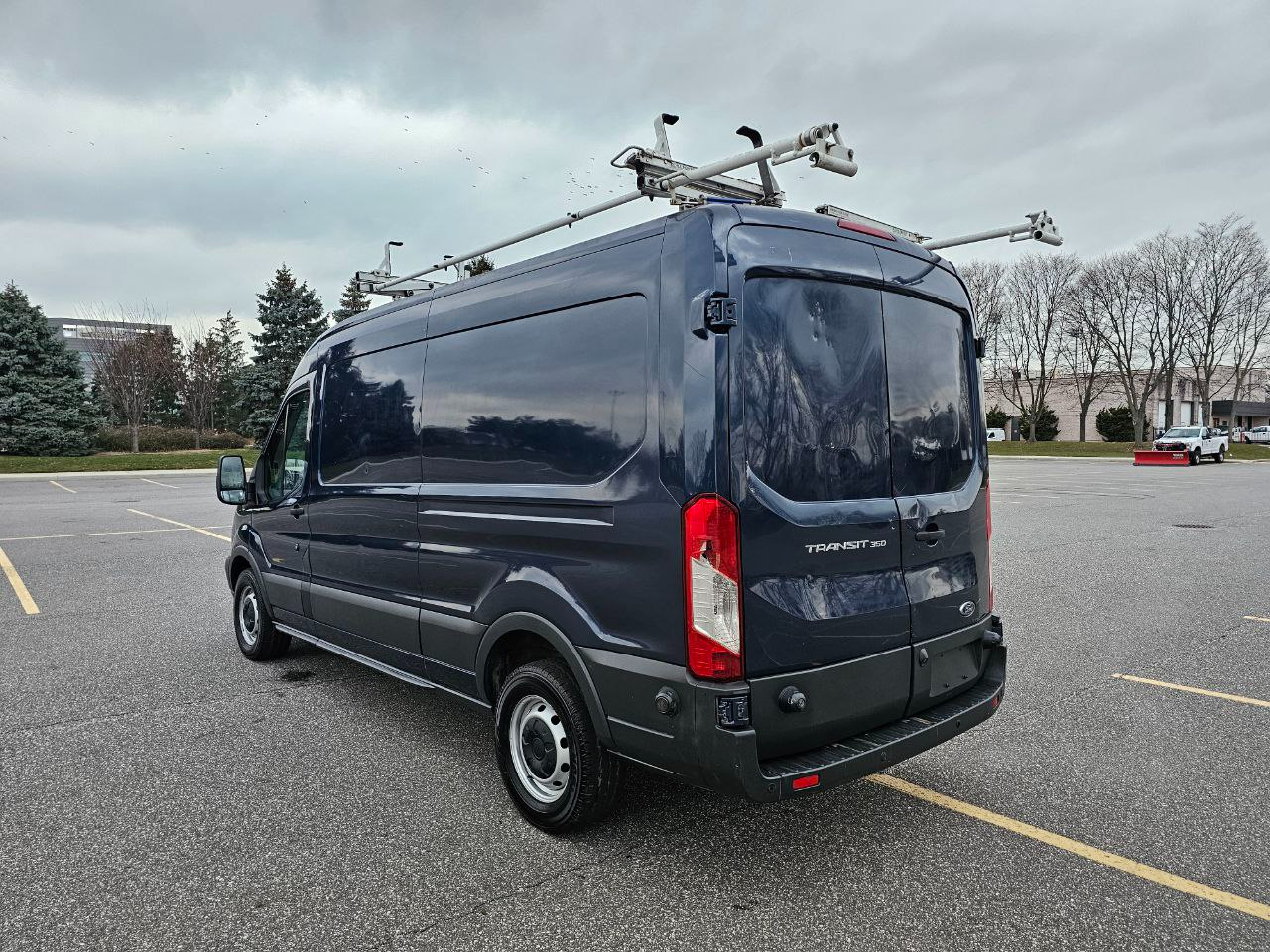 Ford Transit 350 Van Med. Roof w/Sliding Pass. 148-in. WB 2016