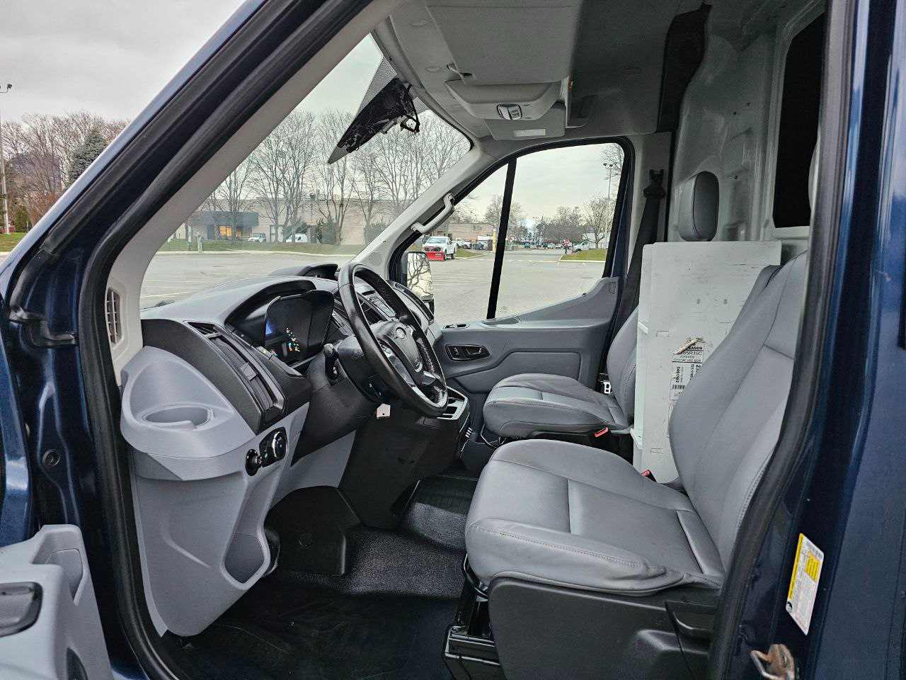 Ford Transit 350 Van Med. Roof w/Sliding Pass. 148-in. WB 2016