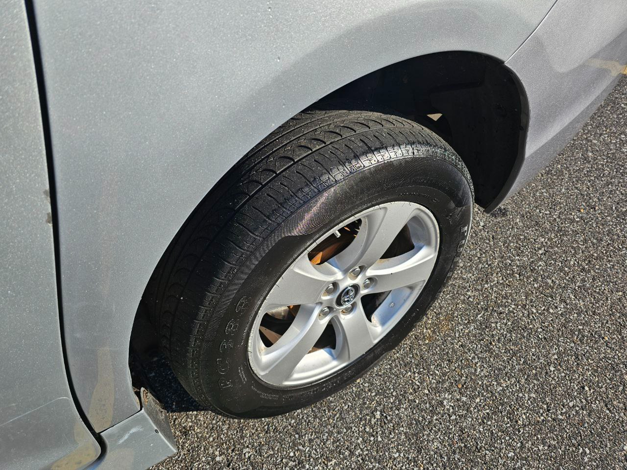 Toyota Sienna LE 7-Passenger Mobility 2020