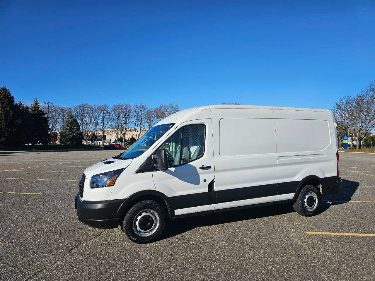 Ford Transit 350 Van Med. Roof w/Sliding Pass. 148-in. WB 2019