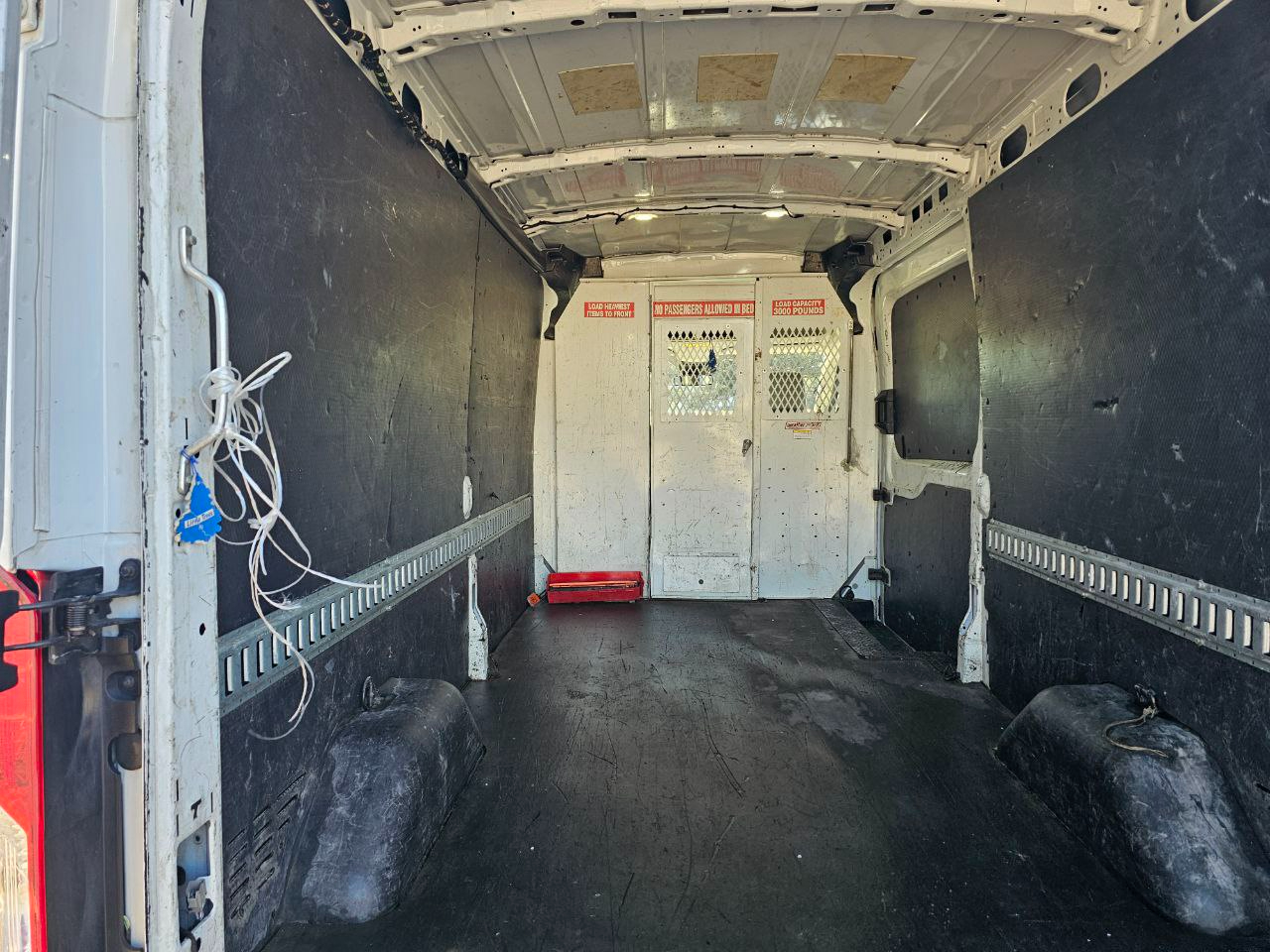 Ford Transit 350 Van Med. Roof w/Sliding Pass. 148-in. WB 2019