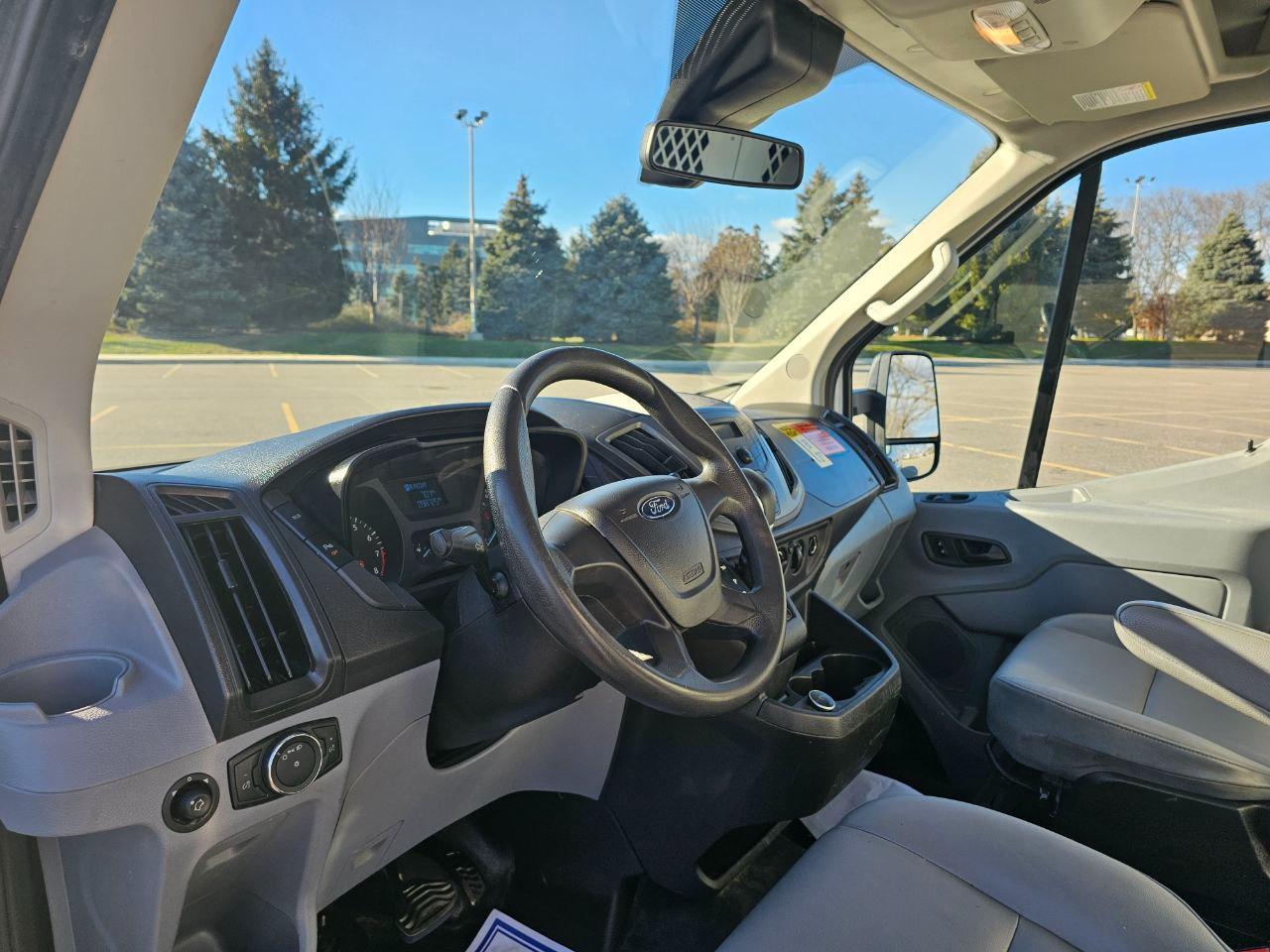 Ford Transit 350 Van Med. Roof w/Sliding Pass. 148-in. WB 2019